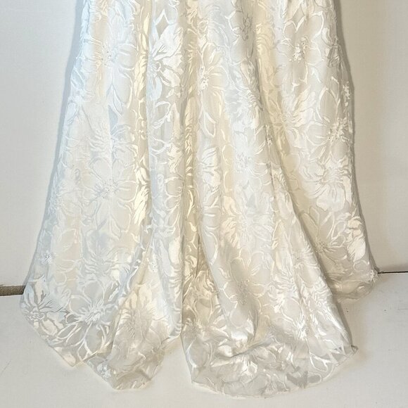 David's Bridal Galina SZ 4 Ivory Floral Burnout Halter Wedding Gown Beach Island - Picture 5 of 13